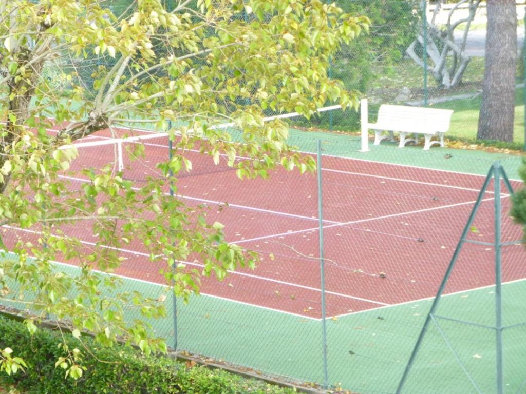 Maison Proche Plage Terrain De Tennis ル・プリガン エクステリア 写真